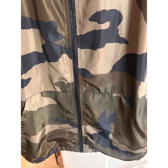 Wild Fable Women's Oversized Camoflauge Windreaker Jacket XS 2-8 - Picture 4 of 6